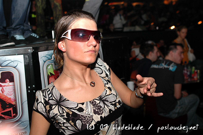 APOKALYPSA LET´S GO TECHNO - Pátek 23. 11. 2007