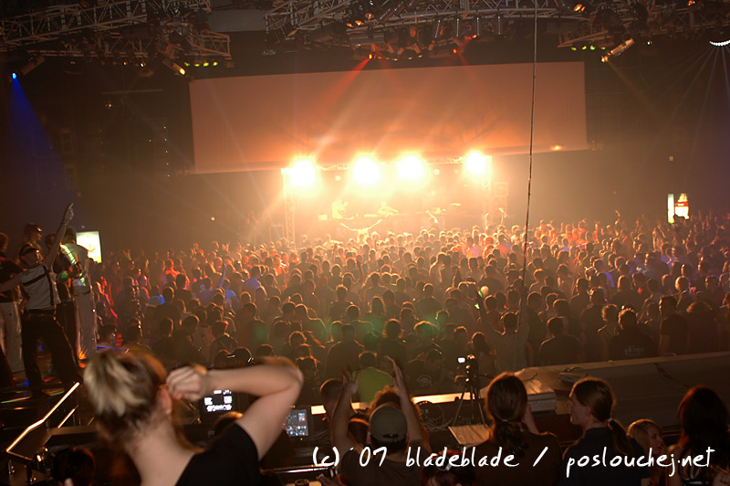 APOKALYPSA LET´S GO TECHNO - Pátek 23. 11. 2007