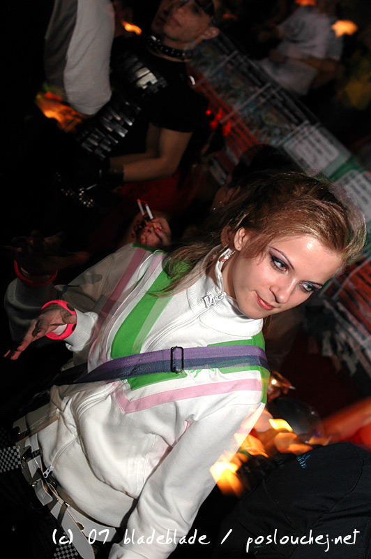 APOKALYPSA LET´S GO TECHNO - Pátek 23. 11. 2007