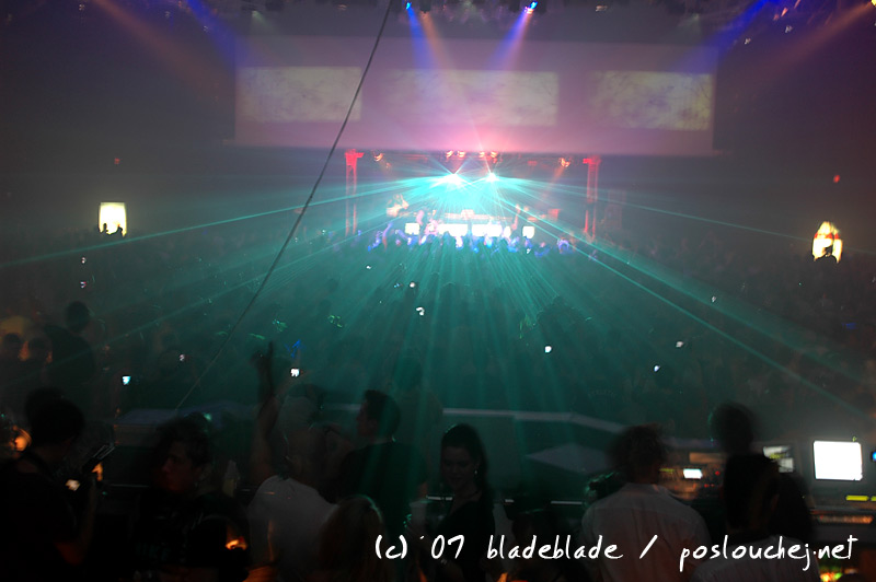 APOKALYPSA LET´S GO TECHNO - Pátek 23. 11. 2007