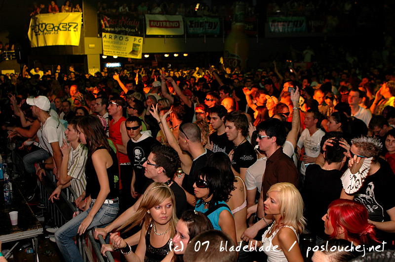 APOKALYPSA LET´S GO TECHNO - Pátek 23. 11. 2007