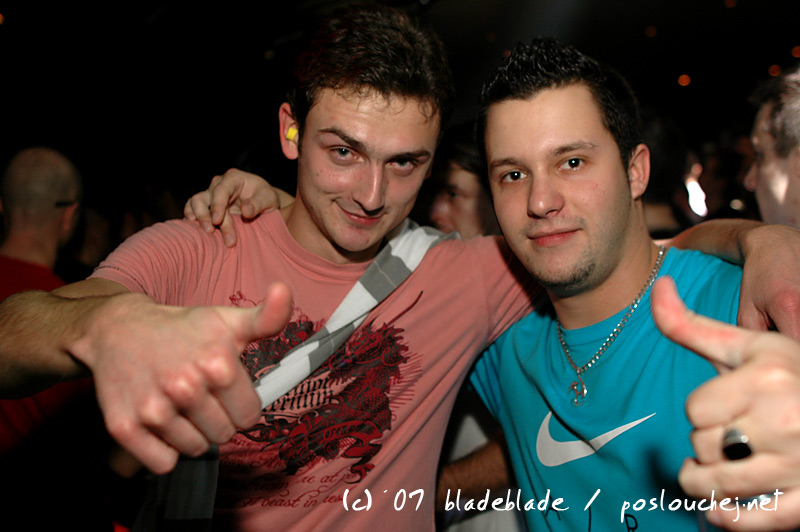 APOKALYPSA LET´S GO TECHNO - Pátek 23. 11. 2007