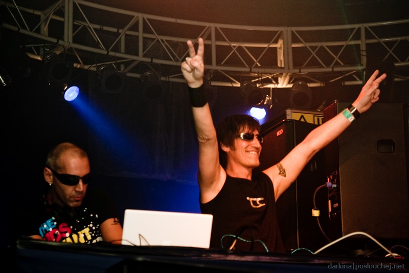 APOKALYPSA LET´S GO TECHNO - Pátek 23. 11. 2007