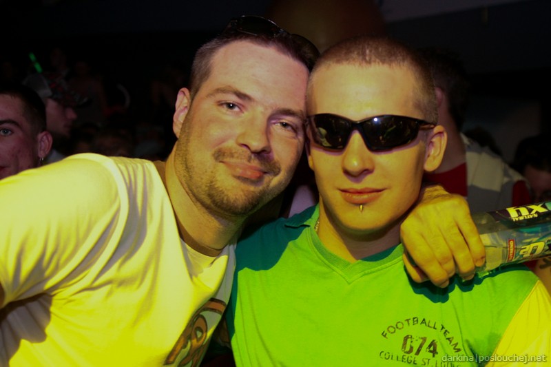 APOKALYPSA LET´S GO TECHNO - Pátek 23. 11. 2007