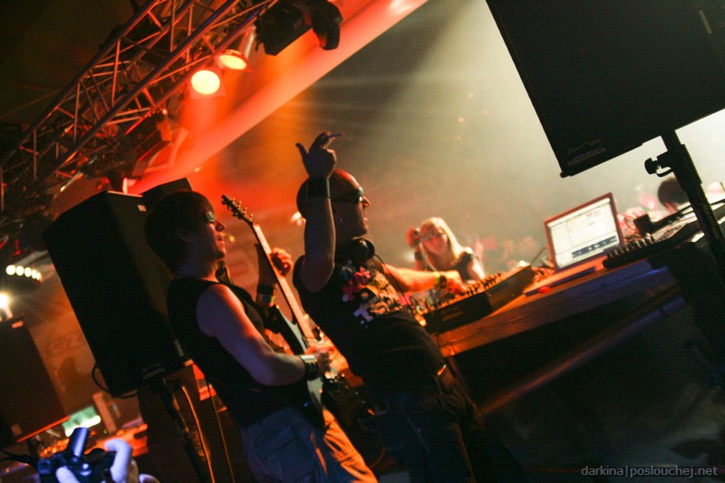 APOKALYPSA LET´S GO TECHNO - Pátek 23. 11. 2007