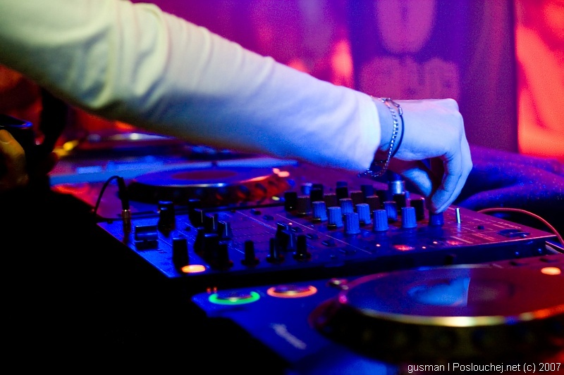 CLUBLIFE - Sobota 24. 11. 2007