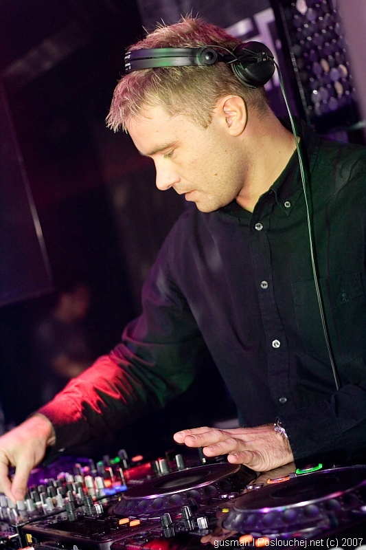 TIËSTO IN MECCA - Neděle 25. 11. 2007