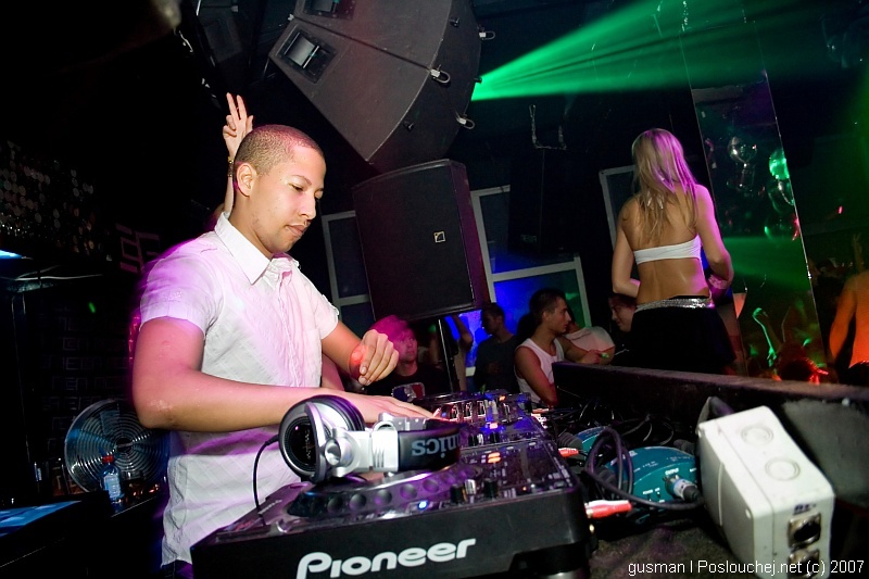 TIËSTO IN MECCA - Neděle 25. 11. 2007