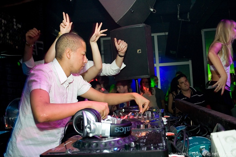 TIËSTO IN MECCA - Neděle 25. 11. 2007