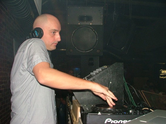 dma fabric - 16.02.07