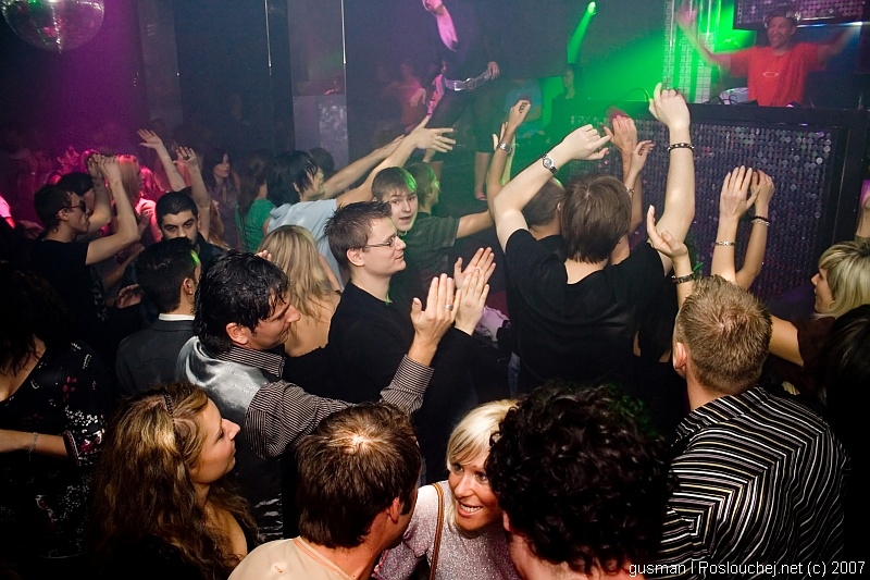 VIBE presents CHRIS IBOTT - Sobota 8. 12. 2007