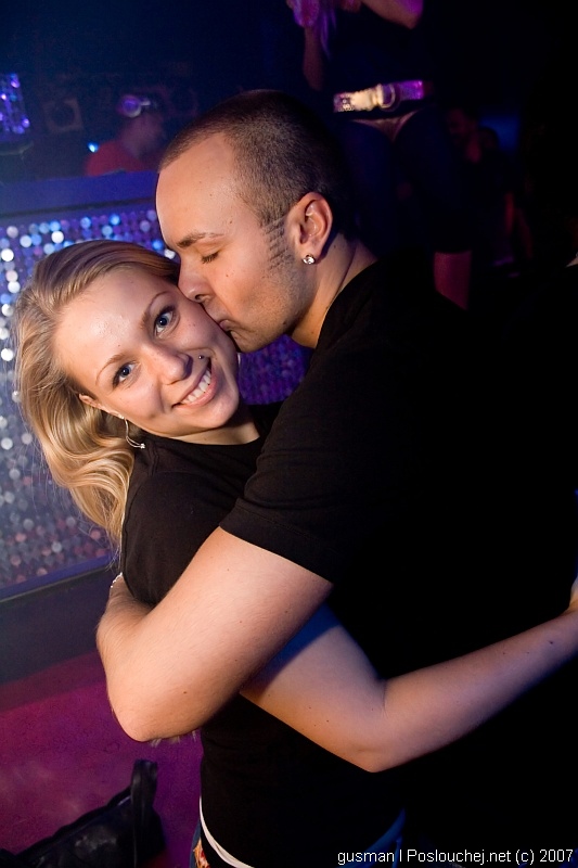 VIBE presents CHRIS IBOTT - Sobota 8. 12. 2007