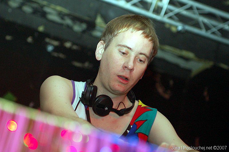 BOOM BANG BABY! - Sobota 15. 12. 2007