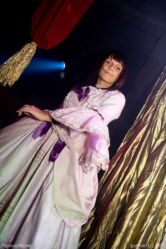 OPERA HOUSE – CHRISTMAS EDITION  - Pátek 21. 12. 2007