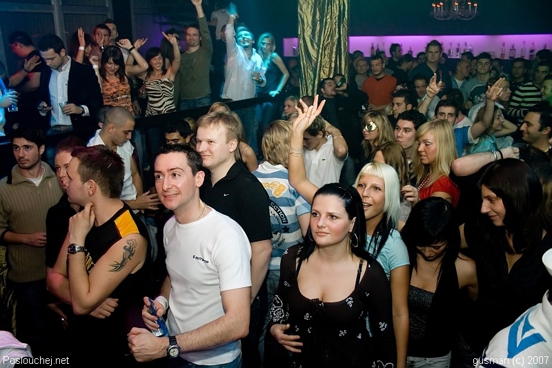 OPERA HOUSE – CHRISTMAS EDITION  - Pátek 21. 12. 2007