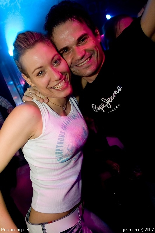 OPERA HOUSE – CHRISTMAS EDITION  - Pátek 21. 12. 2007