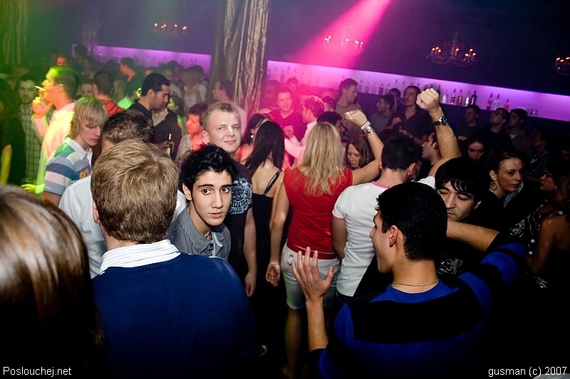 OPERA HOUSE – CHRISTMAS EDITION  - Pátek 21. 12. 2007