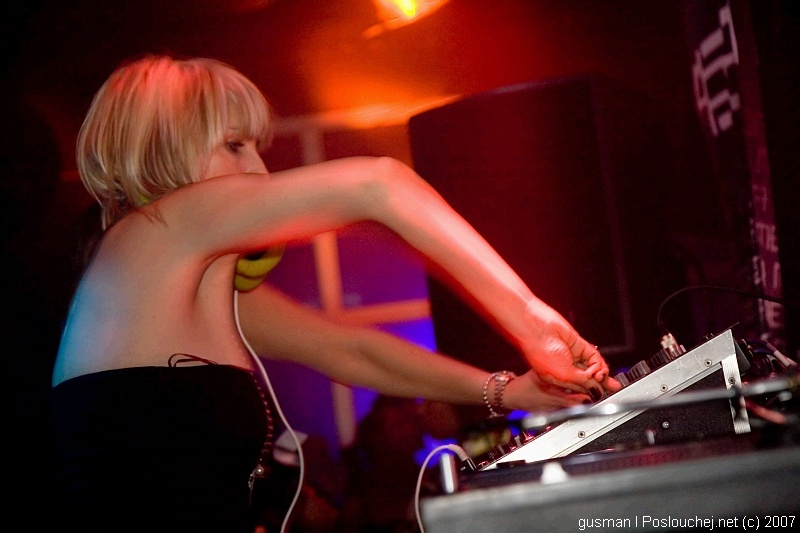 NEW YEARS EVE 2007 WITH MINISTRY OF SOUND - Pondělí 31. 12. 2007