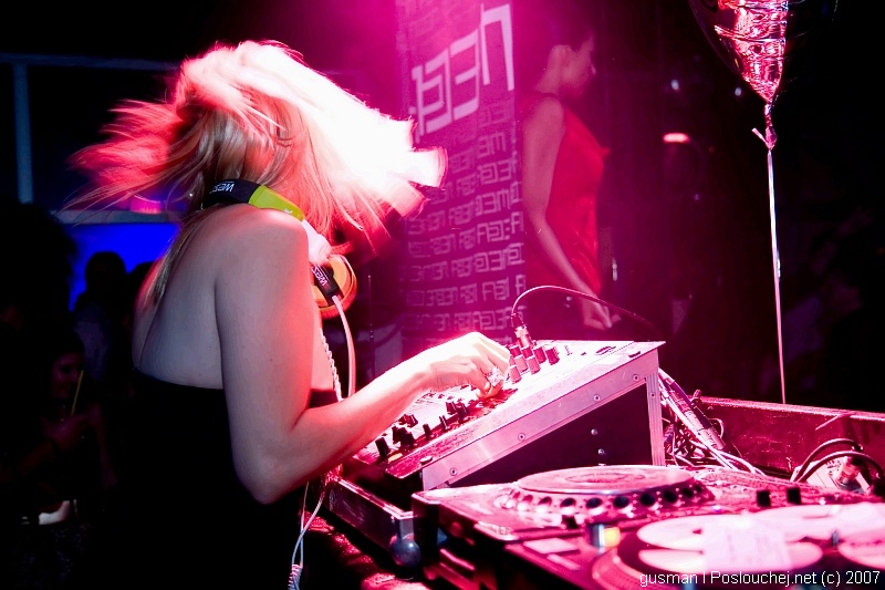 NEW YEARS EVE 2007 WITH MINISTRY OF SOUND - Pondělí 31. 12. 2007