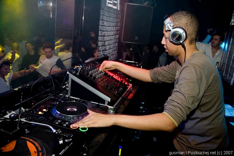 NEW YEARS EVE 2007 WITH MINISTRY OF SOUND - Pondělí 31. 12. 2007