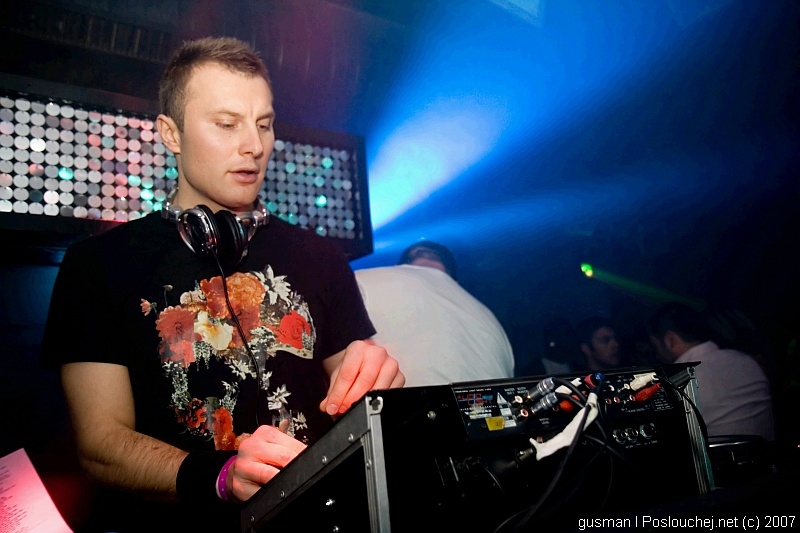 REHAB - MUSICAL REHABILITATION CENTRE - Pátek 28. 12. 2007