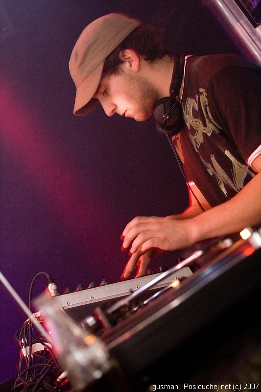 SOUNDCREAM - Pátek 4. 1. 2008