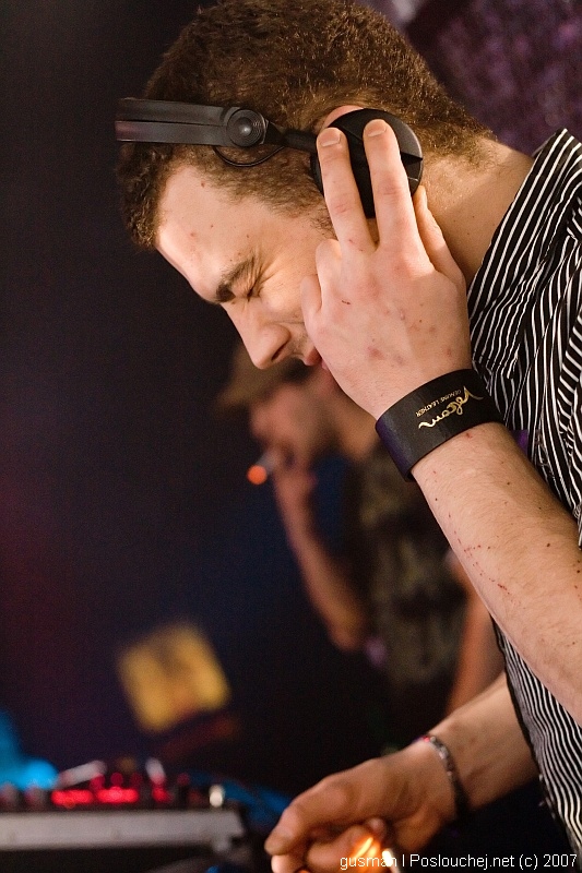 SOUNDCREAM - Pátek 4. 1. 2008