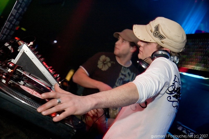 SOUNDCREAM - Pátek 4. 1. 2008