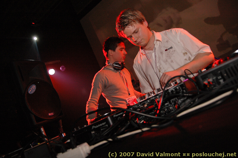 E-MOTION - Pátek 18. 1. 2008