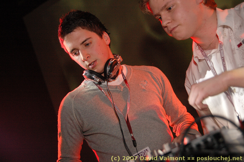 E-MOTION - Pátek 18. 1. 2008