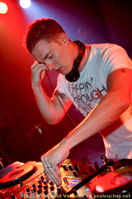 E-MOTION - Pátek 18. 1. 2008