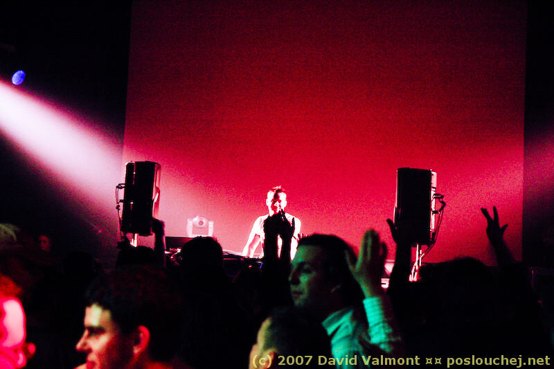 E-MOTION - Pátek 18. 1. 2008