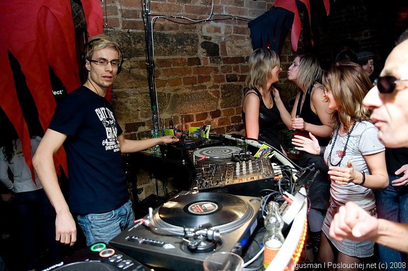 DAN MARCIANO 	 - Sobota 26. 1. 2008