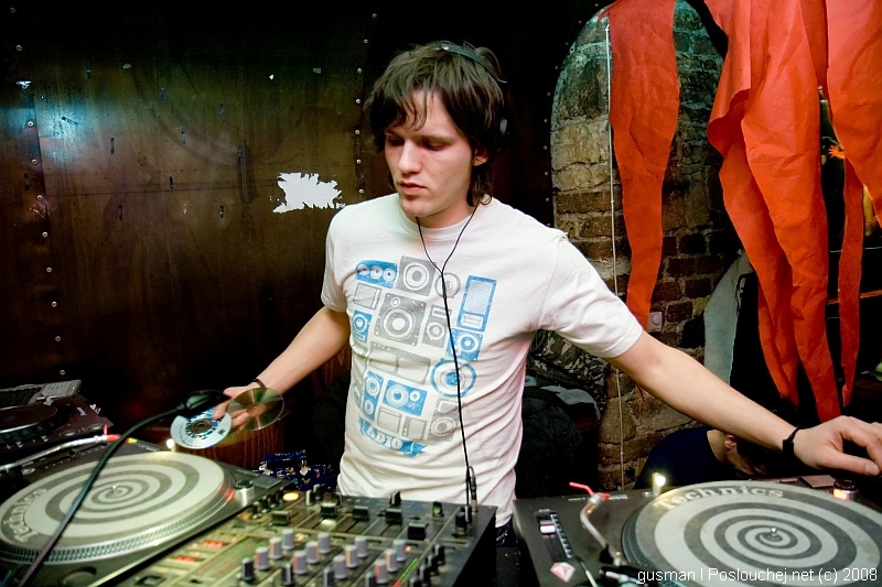 DAN MARCIANO 	 - Sobota 26. 1. 2008