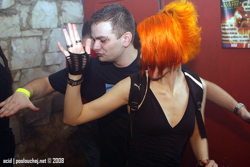 BUBBLES - Pátek 1. 2. 2008