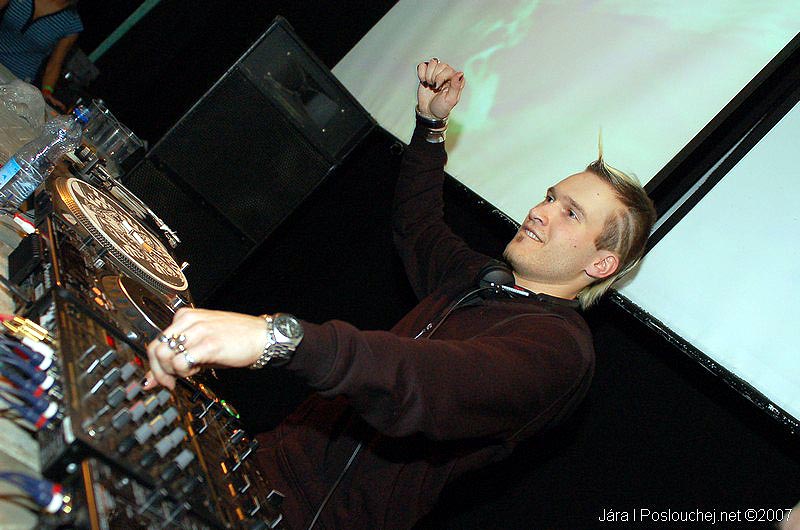 O2 DMA WARM UP PARTY - Pátek 1. 2. 2008