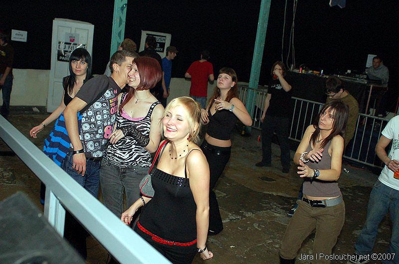 O2 DMA WARM UP PARTY - Pátek 1. 2. 2008