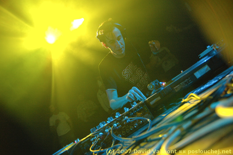 ELEKTRA - Pátek 8. 2. 2008