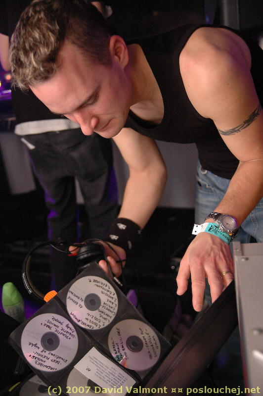 ELEKTRA - Pátek 8. 2. 2008