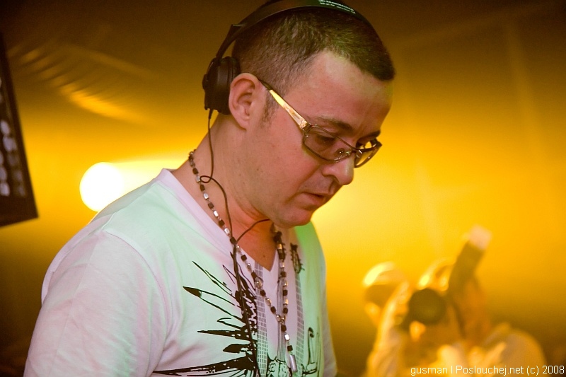 VIBE PRESENTS JUDGE JULES - Pátek 8. 2. 2008