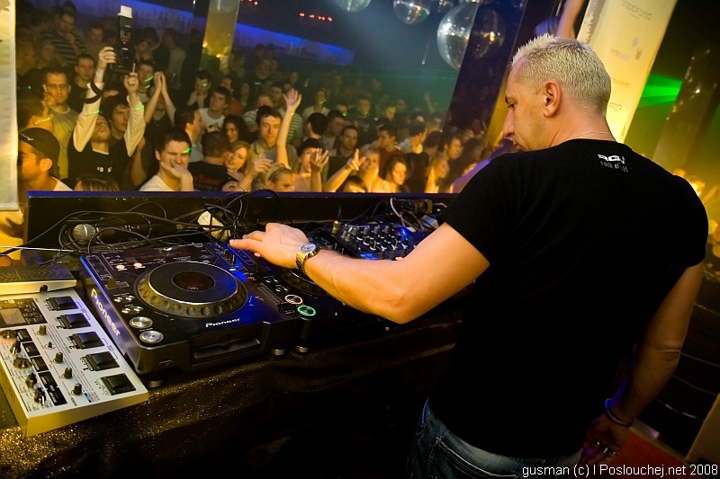 CONNECTION  - Pátek 15. 2. 2008