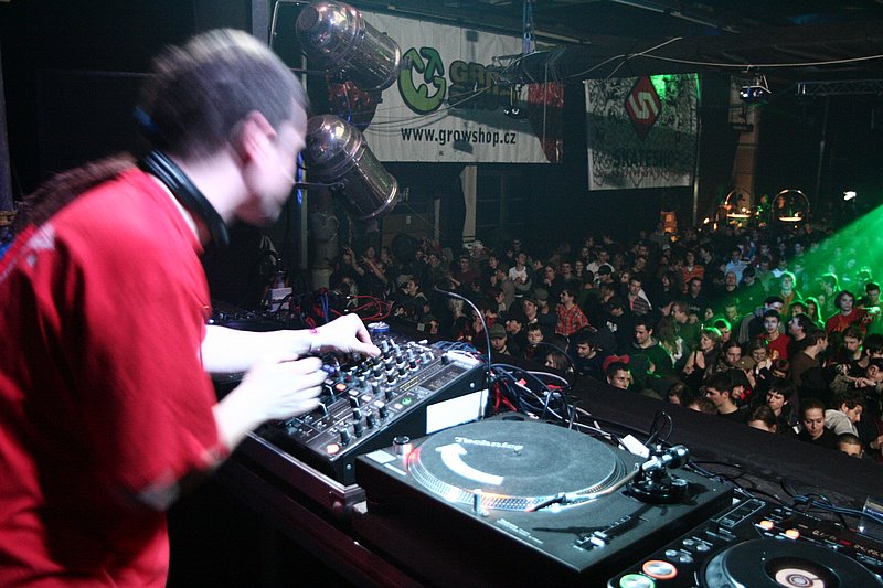 LET IT ROLL - Pátek 15. 2. 2008