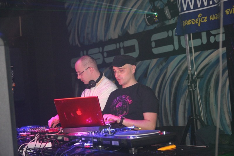 CLUB NIGHT WITH MICHAEL BURIAN - Pátek 22. 2. 2008
