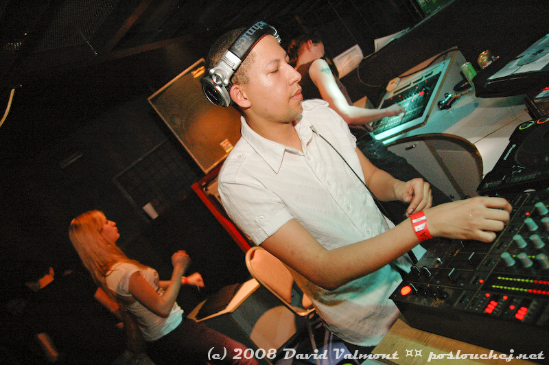 APOKALYPSA ELECTRONIC CARNIVAL - Pátek 22. 2. 2008
