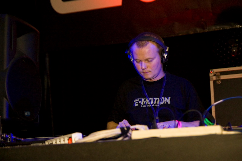 E-MOTION - Pátek 7. 3. 2008