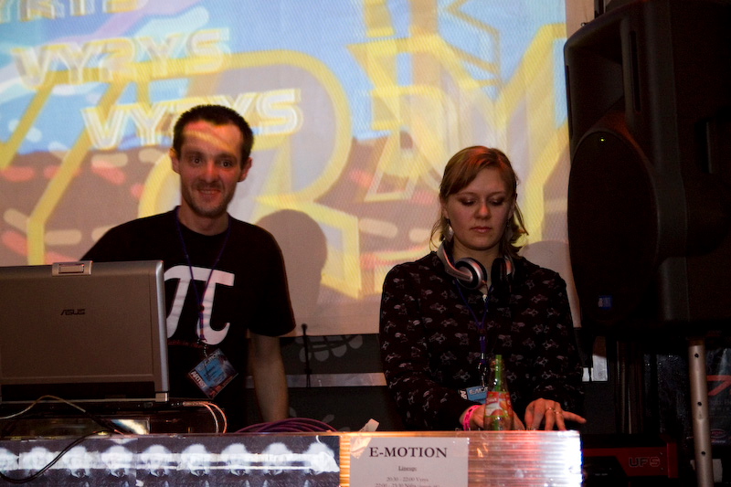E-MOTION - Pátek 7. 3. 2008