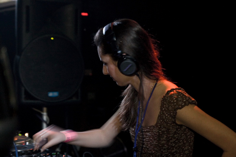 E-MOTION - Pátek 7. 3. 2008