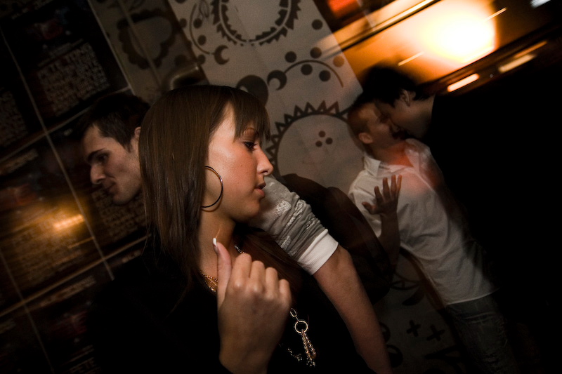 E-MOTION - Pátek 7. 3. 2008