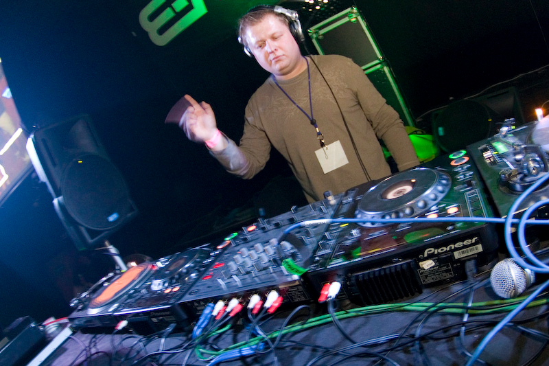 E-MOTION - Pátek 7. 3. 2008