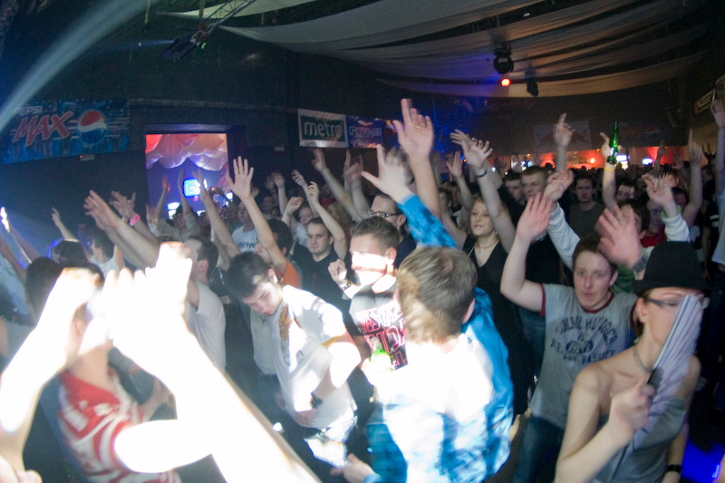 E-MOTION - Pátek 7. 3. 2008
